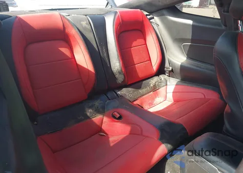 2018 Ford Mustang Ecoboost z USA, uszkodzony, nr VIN 1FA6P8TH0J5112099